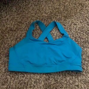 Size 10 lululemon sports bra
